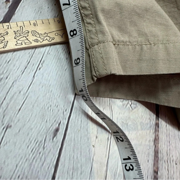 NWT levi's carrier cargo shorts sz 40 - Picture 3 of 9